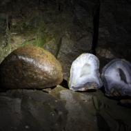 einige der in der Edelsteinmine gefundenen Edelsteine (Idar-Oberstein - 31.08.2019)