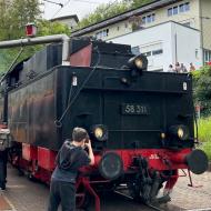 58 311 in Bad Herrenalb beim Wasserfassen - unterwegs mit 58 311 - Saisonstart der UEF auf der Albtalbahn (2. Mai 2024)