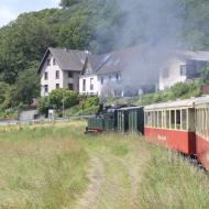 unterwegs in einen Ortsteil von Burgbrohl - 11sm der Brohltalbahn wieder unter Dampf + erste Rangierfahrten mit D4 (15.6.2024)