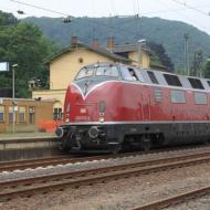 V200 033 der Hammer Eisenbahnfreunde vor einem Westfalendampf-Sonderzug von Diepholz nach Koblenz (06.06.2015)