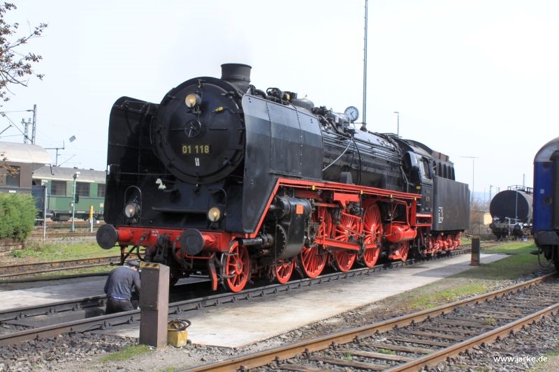 01 118 zur Restaurierung im  SÃ¼ddeutschem Eisenbahnmuseum Heilbronn (03.04.2016)