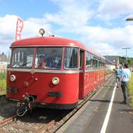 Ankunft von 795 256-7 in Kall - Schienenbus VT95 auf der Oleftalbahn