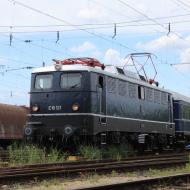 E10 121 stand jahrelang abgestellt in Köln, steht seit einigen Jahren im Museum und fuhr erstmals in der Lokparade mit und zog 2 *Blauer Enzian*-Wagen - DB Museum Koblenz - Sommerfest 2018 (16.06.2018)