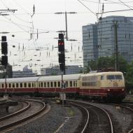 103 113-7 zog den TEE Sonderzug von und nach Köln (hier die Einfahrt im Kölner Hbf) - DB Museum Koblenz - Sommerfest 2018 (16.06.2018)