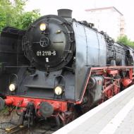 01 118 vor 3 klassischen DB D-Zugwagen vom Typ BM 234 in Frankfurt/ Main Höchst  - Mit Volldampf in den Taunus 2019 (09.6.2019)