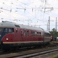 ein Triebwagen der Baureihe VT12.5 (612) bei der Lokparade * dieses Fahrzeug ist als Stuttgarter Rössle bekannt - DB Museum Koblenz: Sommerfest 2022 (25.6.2022)