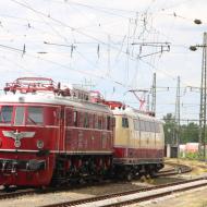 E19 12 mit Schublok E03 001 * selbstständig kann diese E19 leider nicht mehr fahren - DB Museum Koblenz: Sommerfest 2022 (25.6.2022)