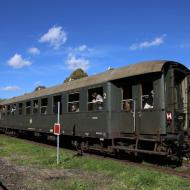 ein 30er Jahre Eilzugwagen der Ulmer Eisenbahnfreunde in Bundenthal-Rumbach - Plandampfzüge rund um Neustad/Weinstraße in der Pfalz (5.10.2022)