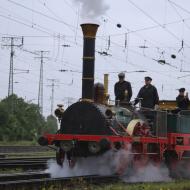 der Adler Nachbau aus dem Jahr 1935 stand wieder mit drei 3. Klasse Wagen für Mitfahren zur Verfügung - DB Museum Koblenz - Sommerfest 2024 (1/2.6.2024)