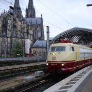 103 113-7 bei der Rückfahrt am Abend vor dem Kölner Dom - DB Museum Koblenz - Sommerfest 2024 (1/2.6.2024)