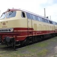 218 105 in TEE-Lackierung (mit Ersatzmotor wieder fahrbereit - 14.06.2014) 