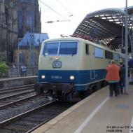 111 001-4 hat seit diesem Jahr eine neue HU, ist wieder Ursprungslackierung unterwegs. 14.06.2014