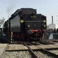 01 118 auf der Drehscheibe im Süddeutschen Eisenbahnmuseum Heilbronn (03.04.2016)