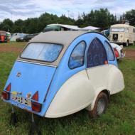 einer der vielen Citroen 2CV - Wohnwagenumbauten - Ententreffen 2016 in Kommern